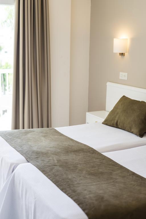 Hostal Residencia Sutimar Peguera Luaran gambar